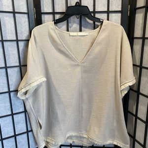 Cute linen Marie Oliver top